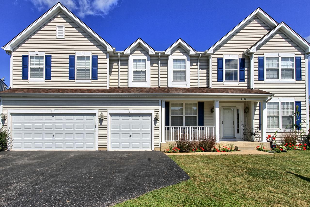 2502 W Magnolia Ln., Round Lake, IL 60073