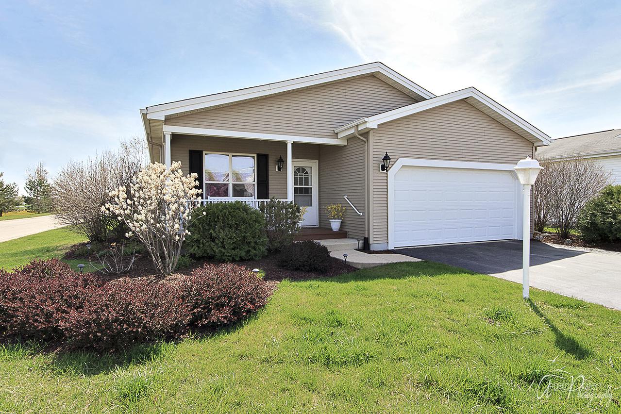 275 Rodeo Dr., Grayslake, IL 60030