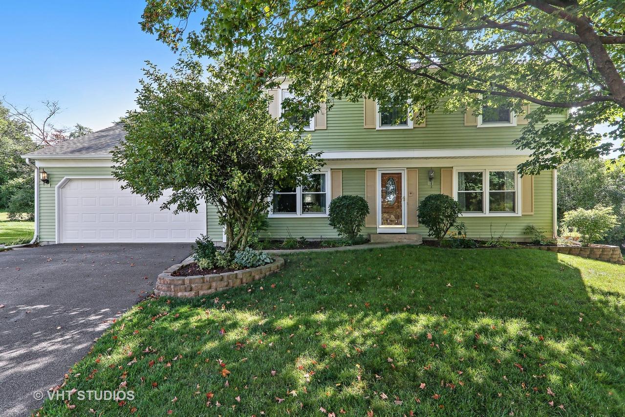 1655 Plum Ct., Downers Grove, IL 60515