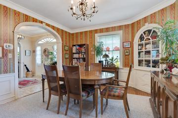 9034 S Leavitt St., Chicago, IL 60643