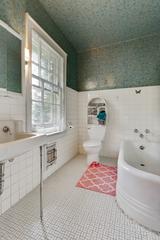 9034 S Leavitt St., Chicago, IL 60643