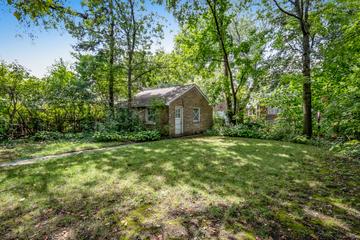 9034 S Leavitt St., Chicago, IL 60643