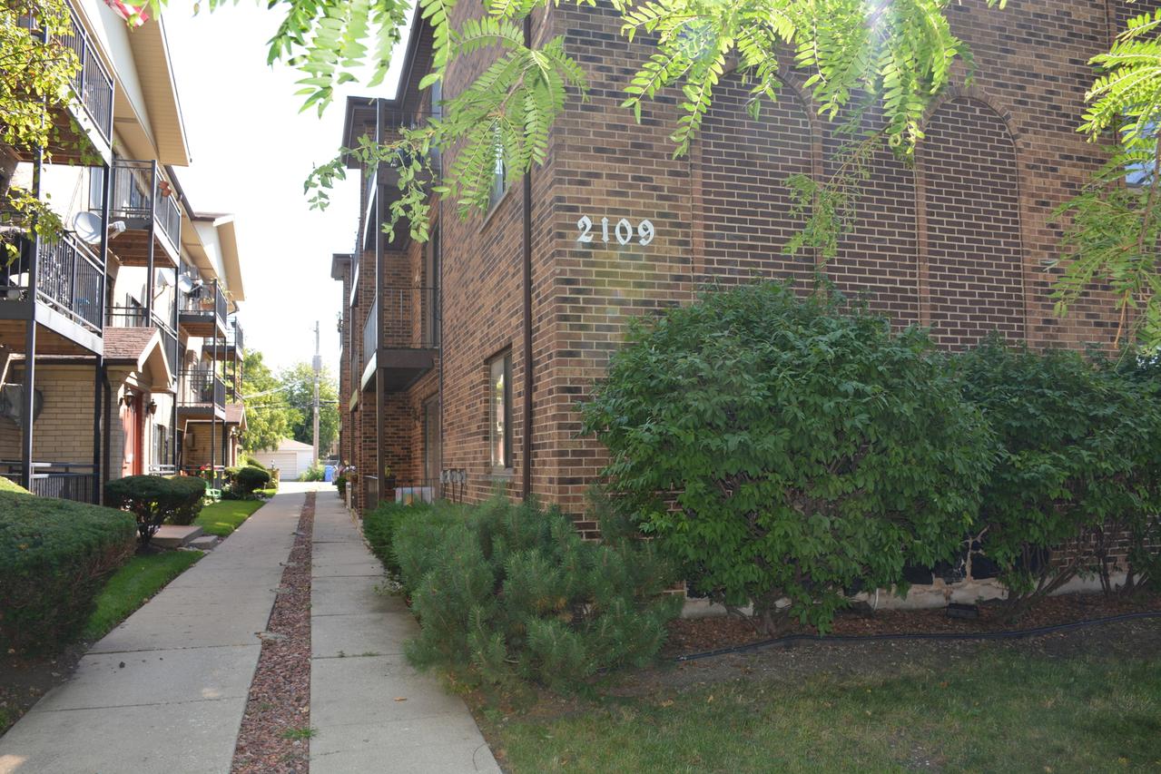 2109 N Harlem Ave. #2A, Chicago, IL 60707