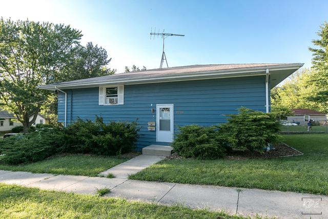 1034 Fenton St., Aurora, IL 60505