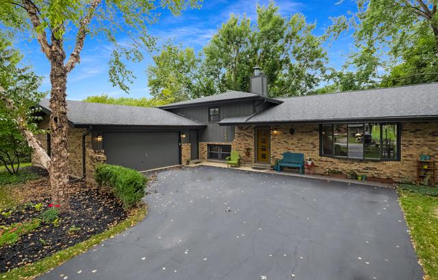 30W214 Briar Ln., Naperville, IL 60563
