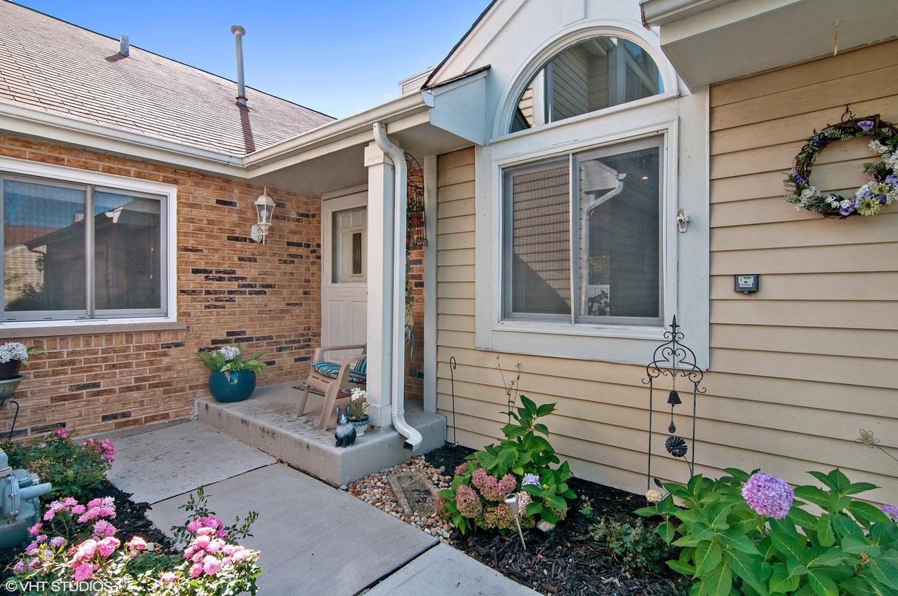 139 S Billings Ct., Bloomingdale, IL 60108
