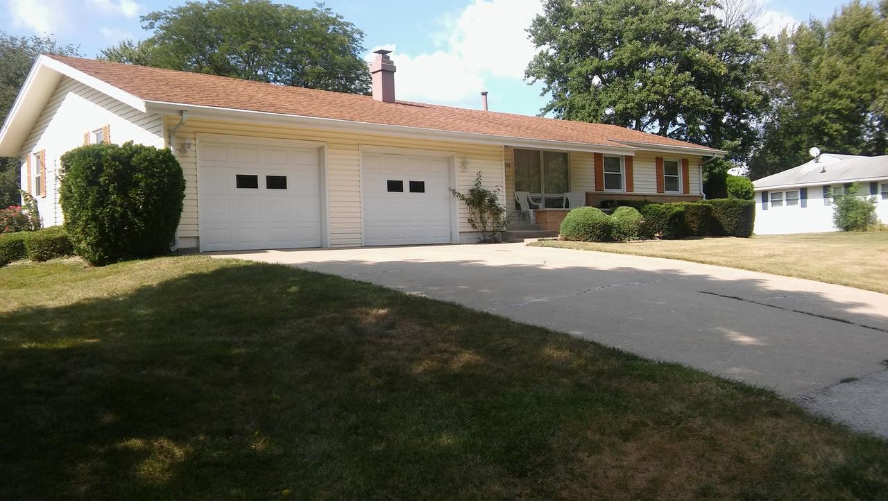 403 S Elm St., St. Joseph, IL 61873
