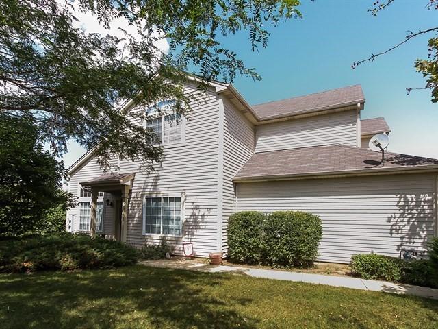 230 Courtland Dr. #A, South Elgin, IL 60177