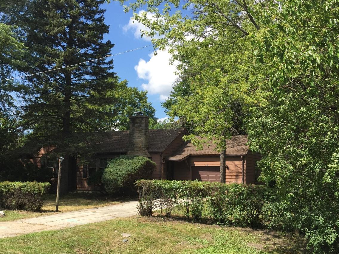 602 Glendale Rd., Glenview, IL 60025