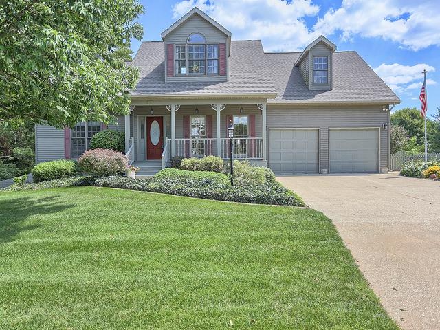 1111 Briarcliff Dr., Mahomet, IL 61853