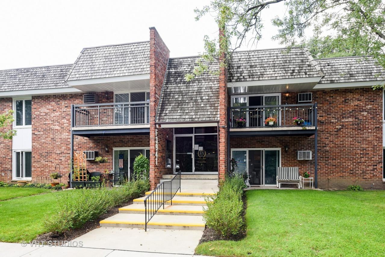 3941 Saratoga Ave. #F-208, Downers Grove, IL 60515