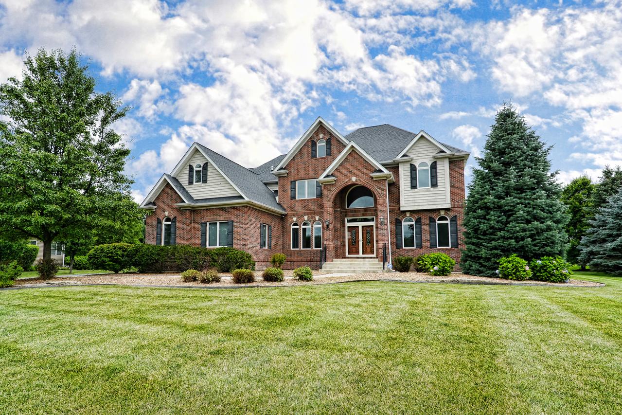 8N035 Columbine, St. Charles, IL 60175