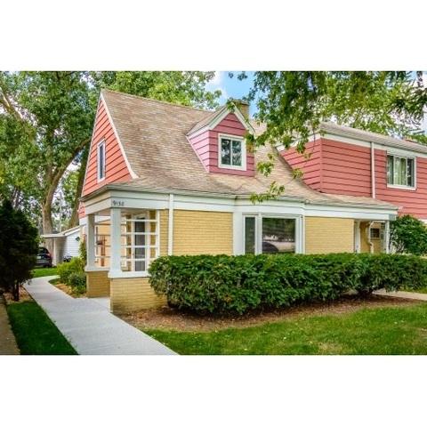 9138 Brookfield Ave., Brookfield, IL 60513