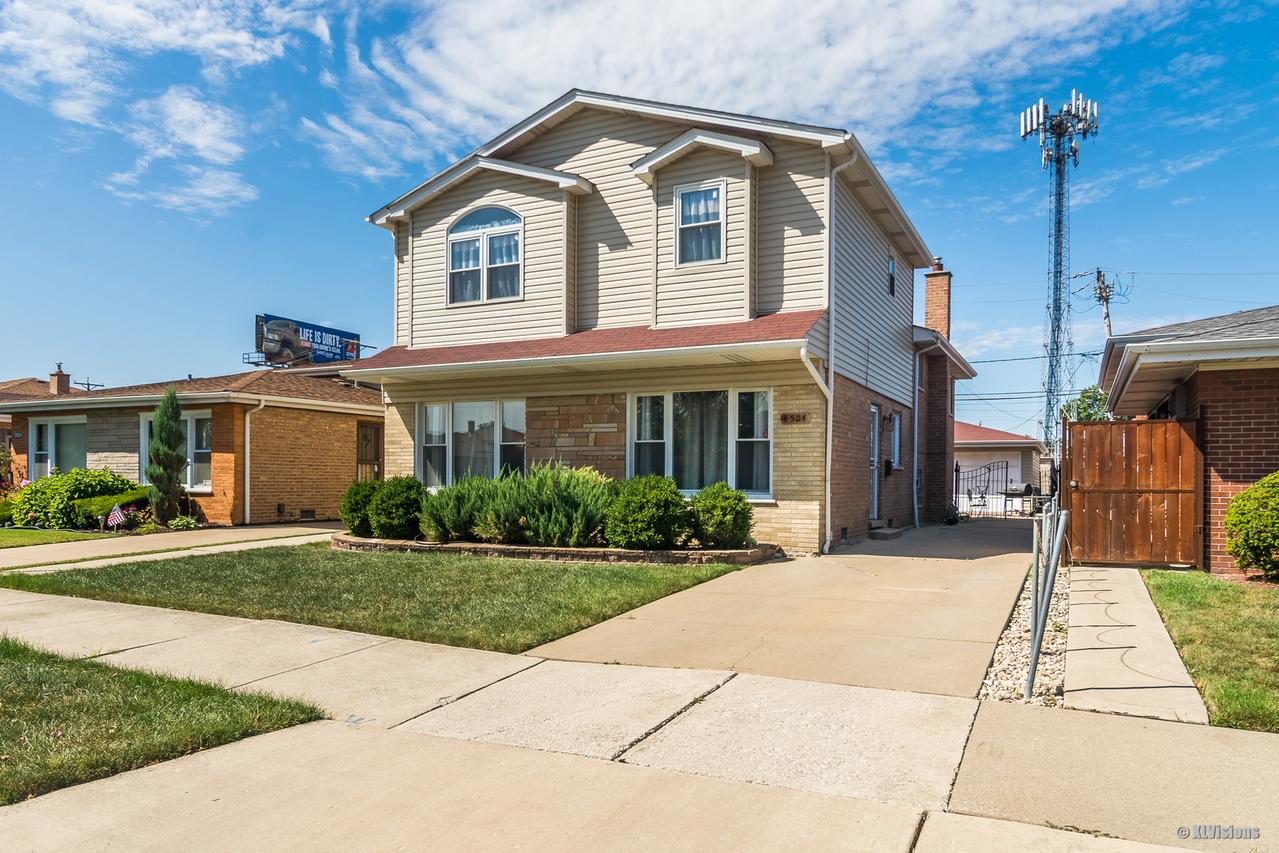 8504 S Keating Ave., Chicago, IL 60652