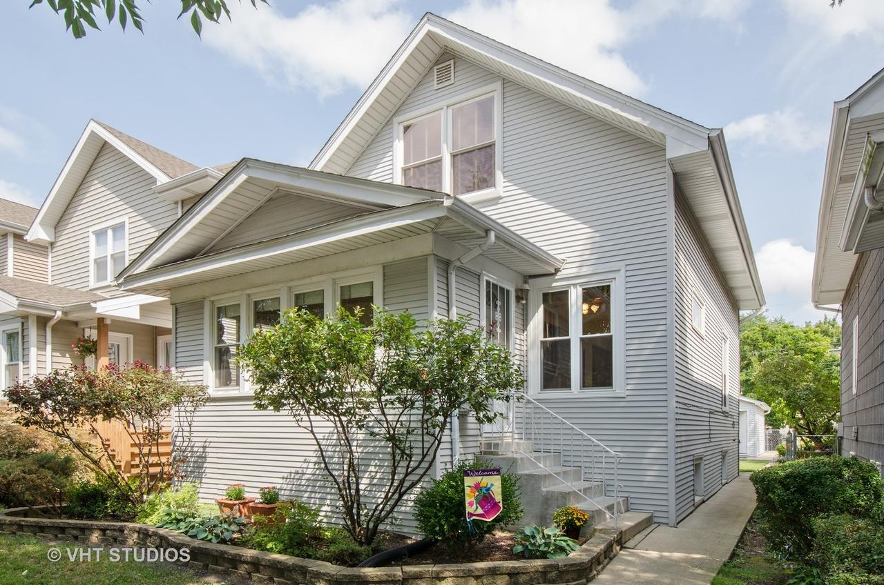 4749 N Luna Ave., Chicago, IL 60630