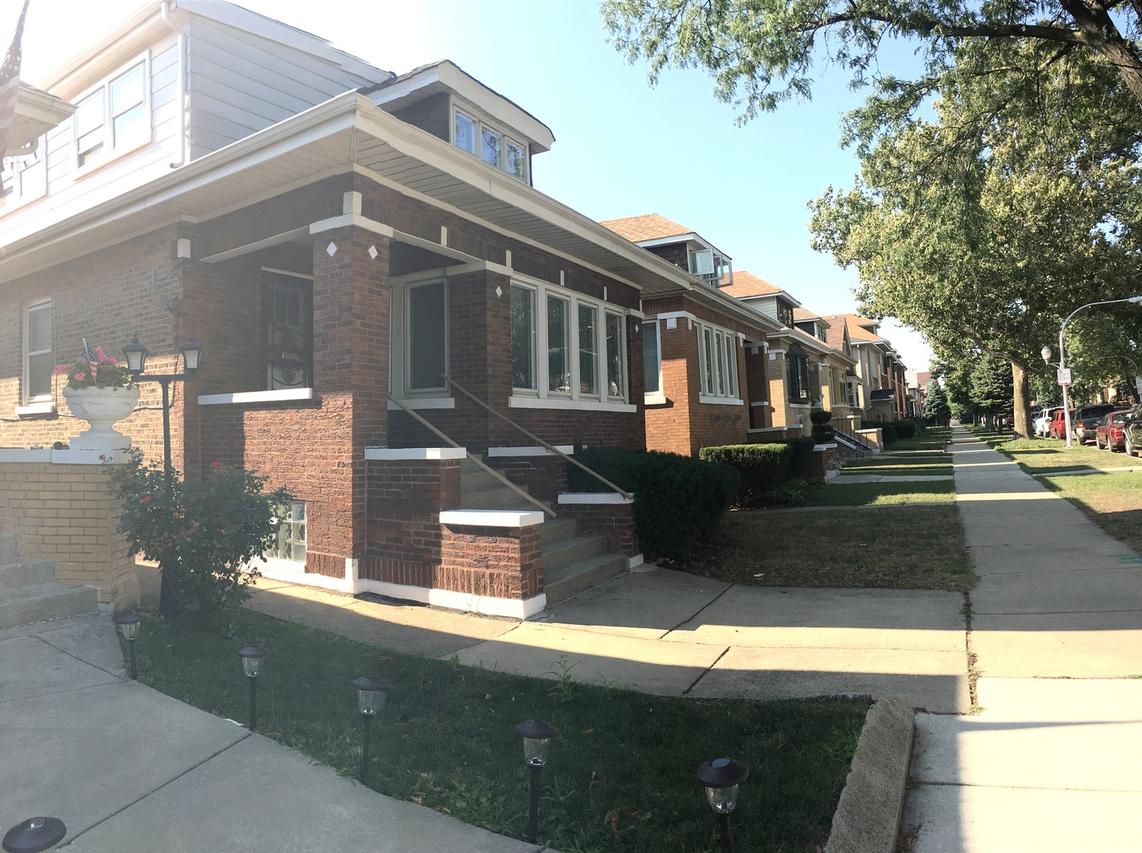 4954 S Komensky Ave., Chicago, IL 60632