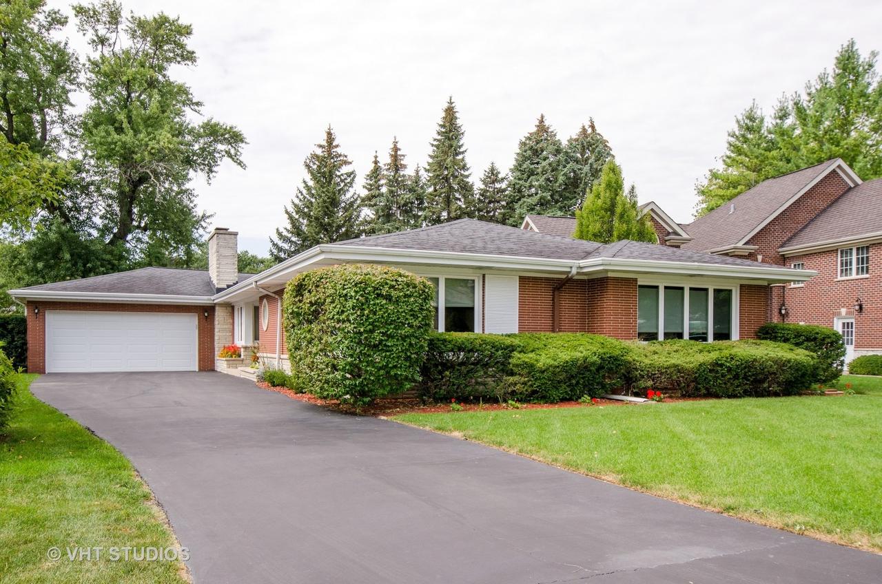 6844 N Concord Ln., Niles, IL 60714