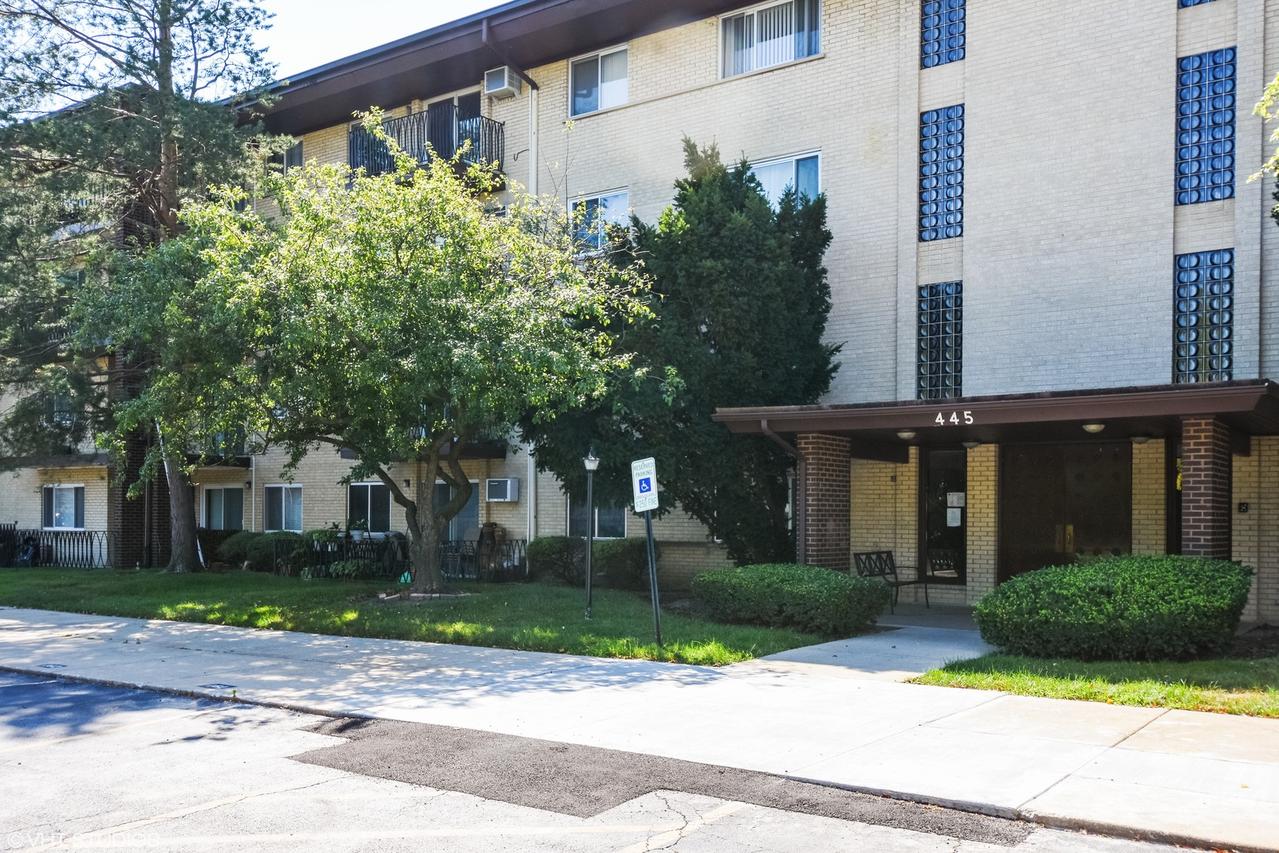 445 S Cleveland Ave. #308, Arlington Heights, IL 60005