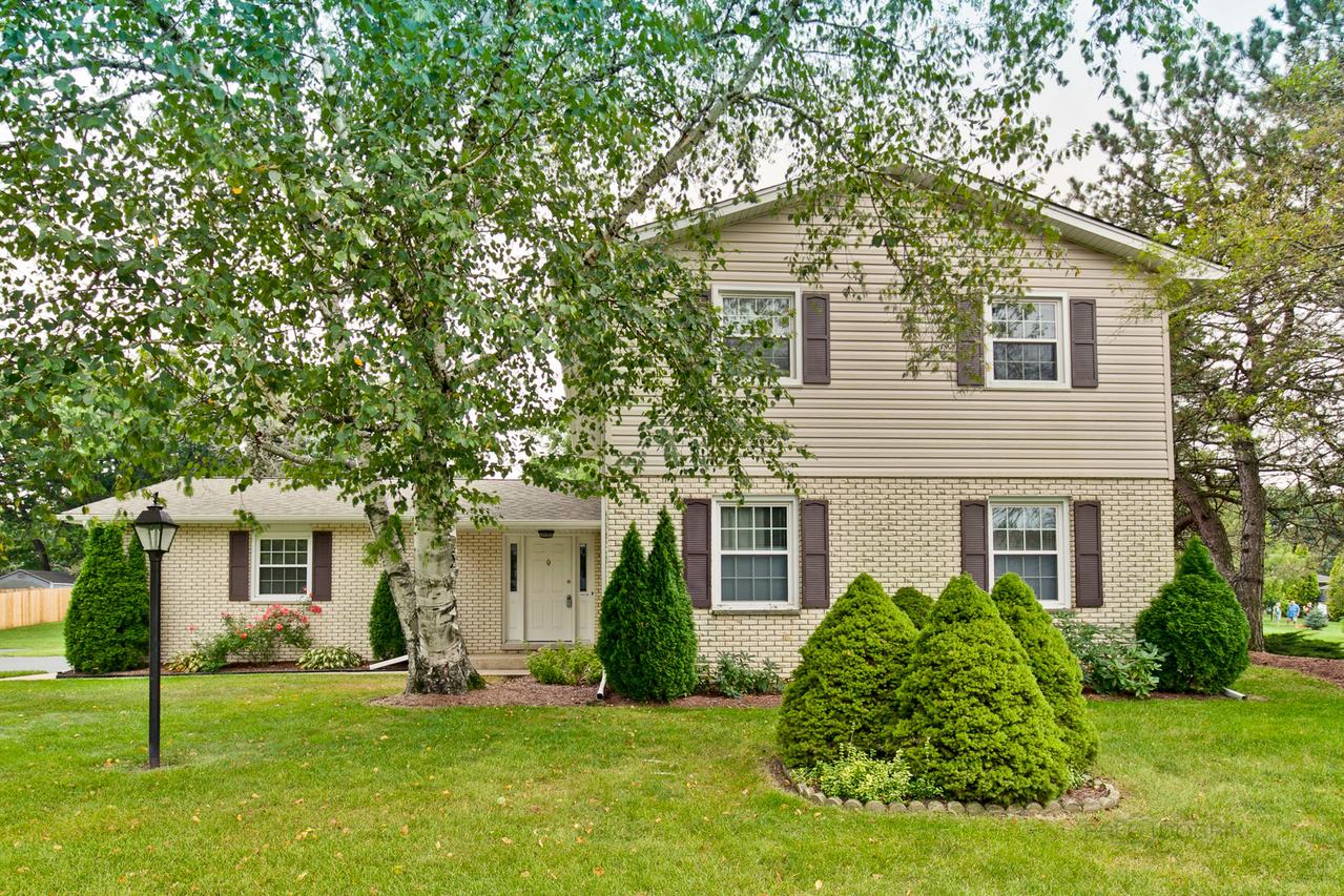 4711 Daniel Dr., Crystal Lake, IL 60014