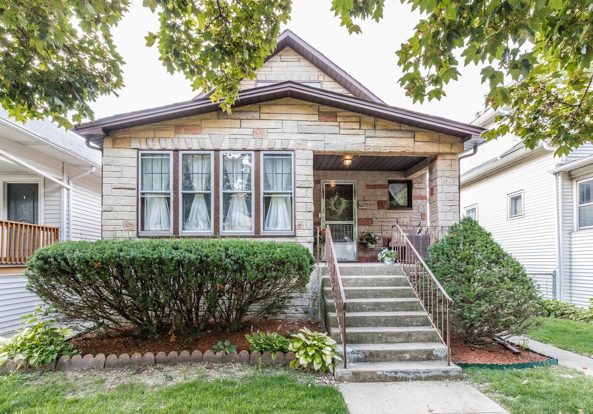 6255 W Cuyler Ave., Chicago, IL 60634