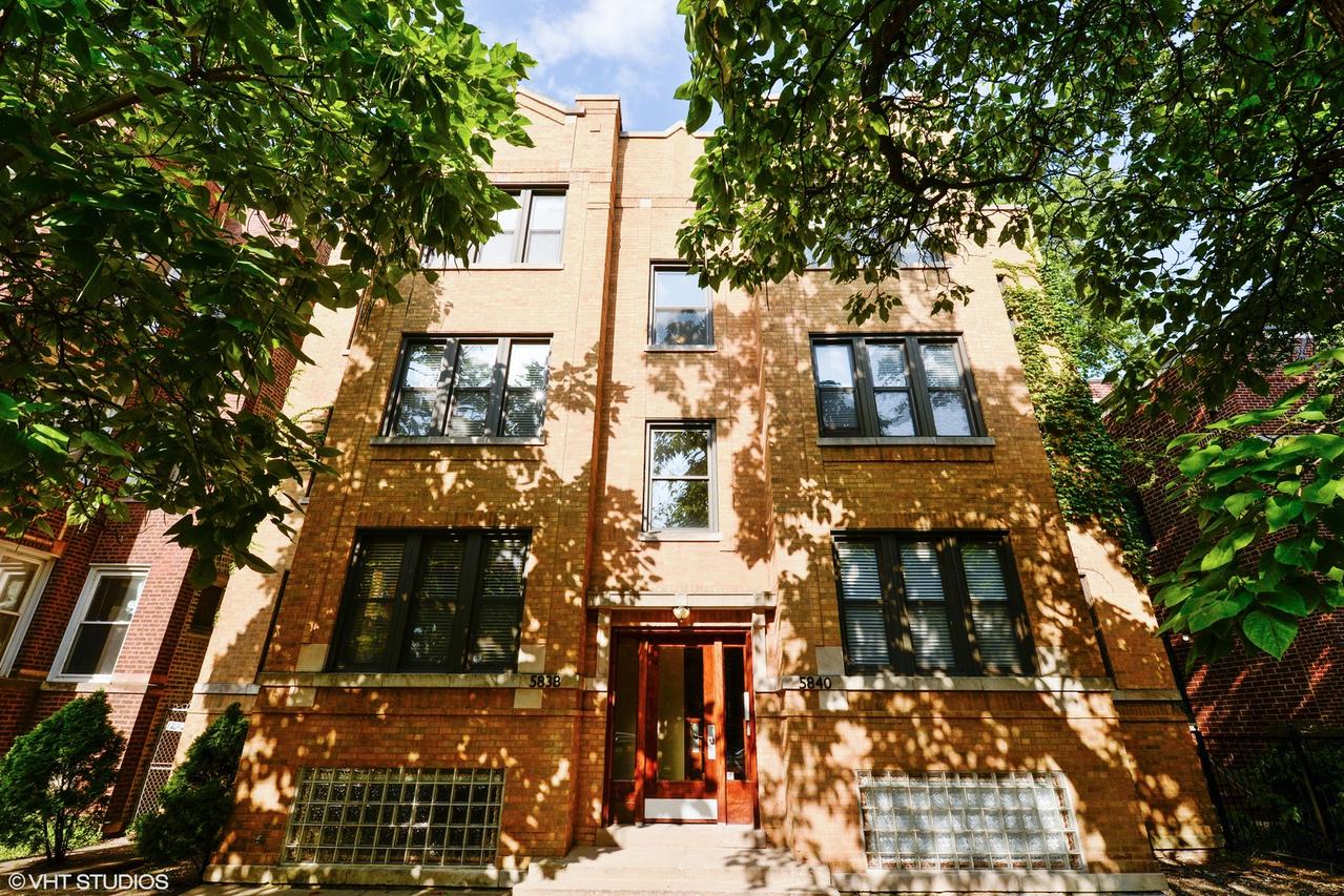 5838 N Glenwood Ave. #2S, Chicago, IL 60660
