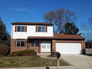 463 Laura Ct., Naperville, IL 60563