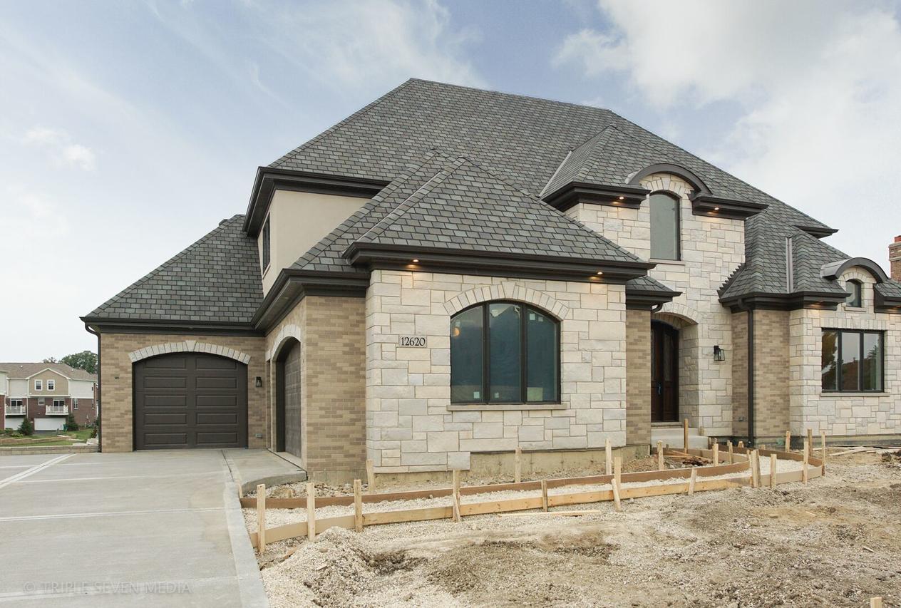 12620 Briarcliffe Dr., Lemont, IL 60439