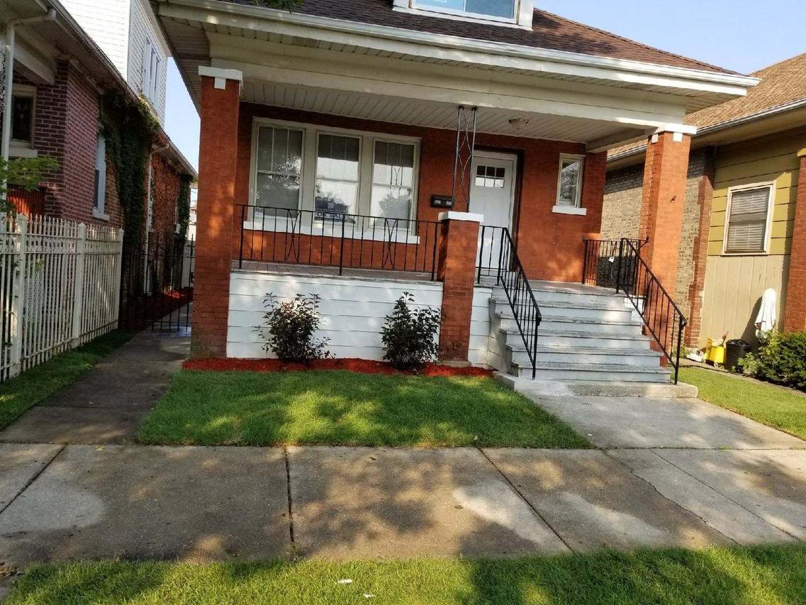 6634 S Mozart St., Chicago, IL 60629