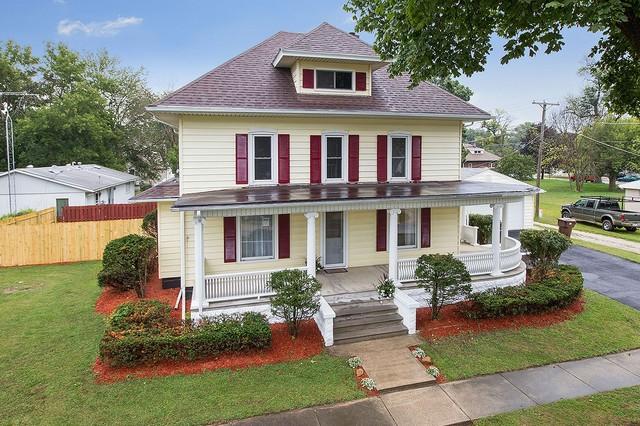 100 S Mill St., Aroma Park, IL 60910