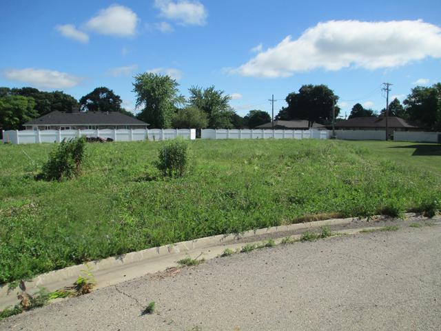93 Sunset Blvd., Oglesby, IL 61348