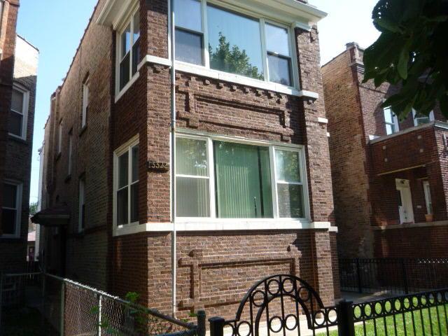 3322 W Pensacola Ave., Chicago, IL 60618
