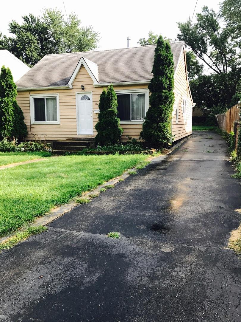 1323 Grove St., Aurora, IL 60505