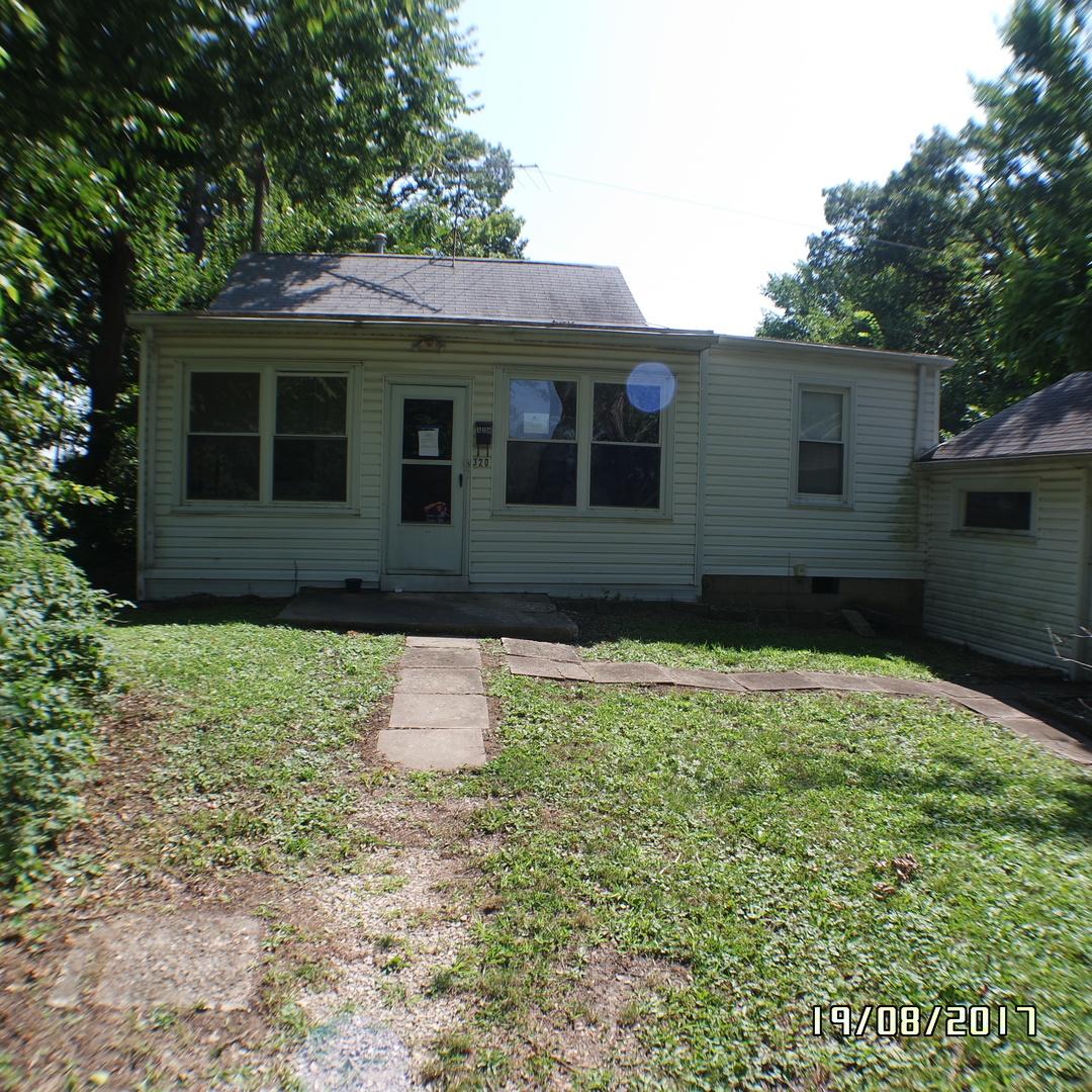 320 Thayer Ave., Joliet, IL 60432