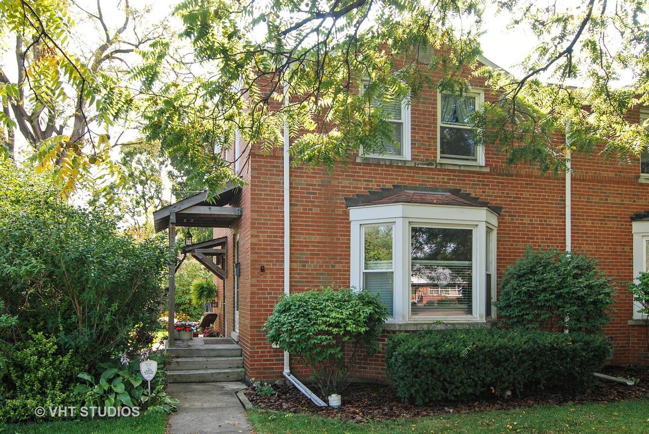 715 S La Grange Rd., La Grange, IL 60525