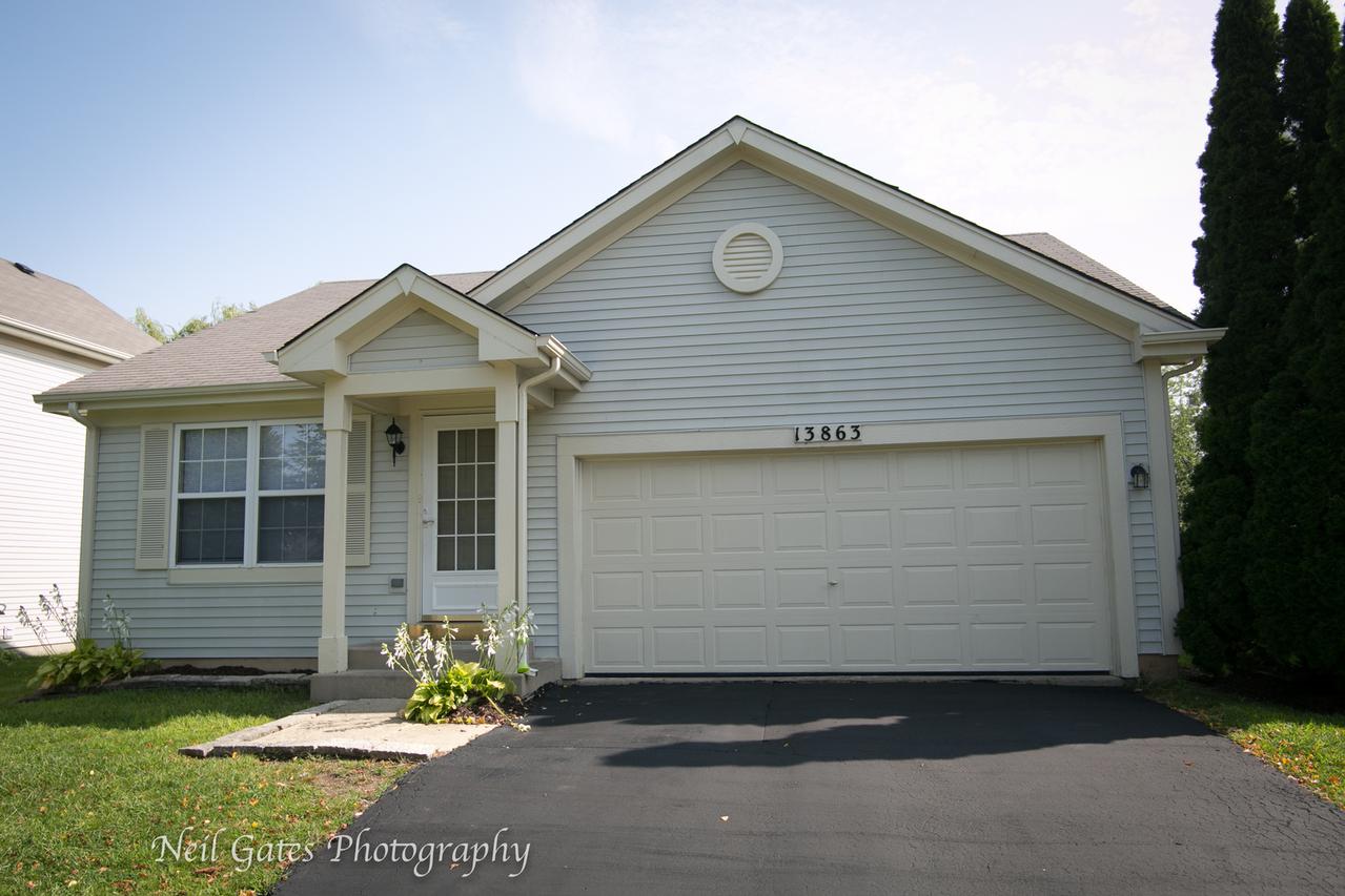 13863 Isle Royal Cir., Plainfield, IL 60544