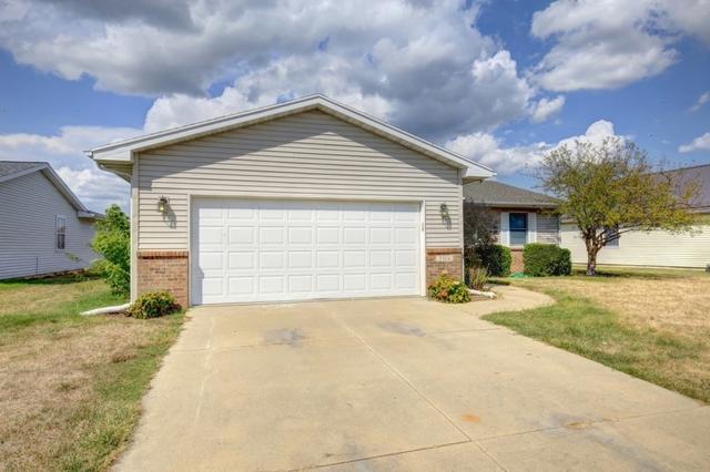 3304 Old Warson Rd., Champaign, IL 61822
