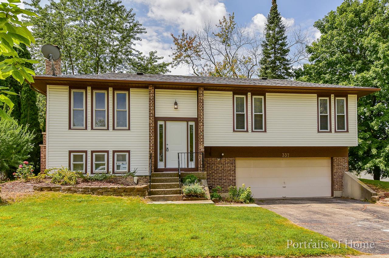 337 Merlin Ct., Bolingbrook, IL 60440