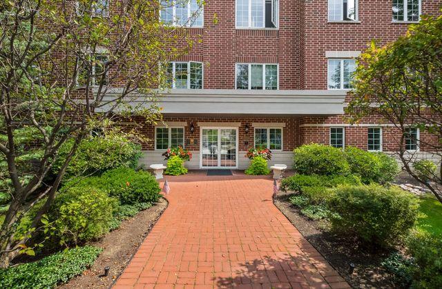 5329 Main St. #209, Downers Grove, IL 60515