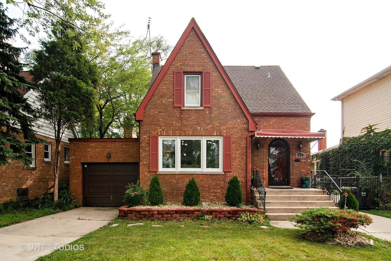 2423 S 17th Ave., Broadview, IL 60155