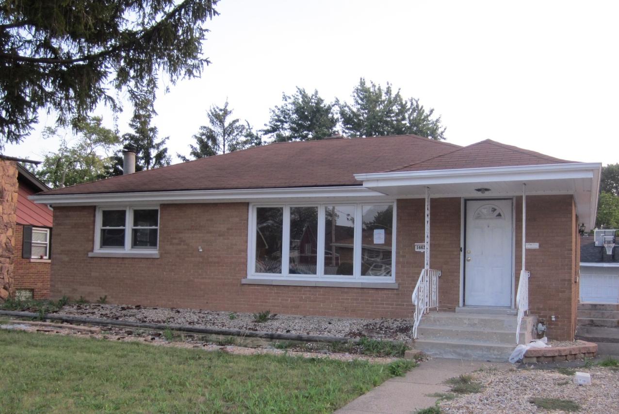 16626 Holland Ave., South Holland, IL 60473