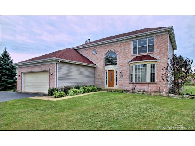 984 South Hampton Ct., Aurora, IL 60506