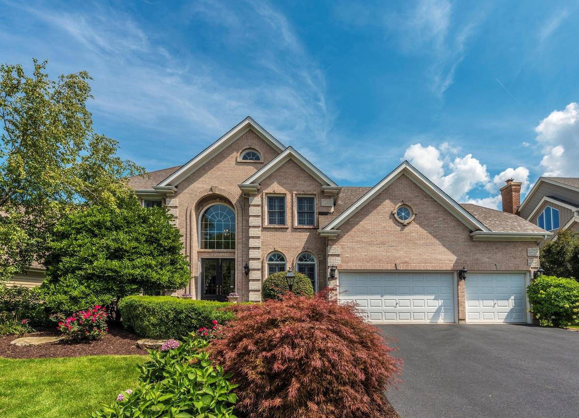 2077 Wild Dunes Ct., Geneva, IL 60134