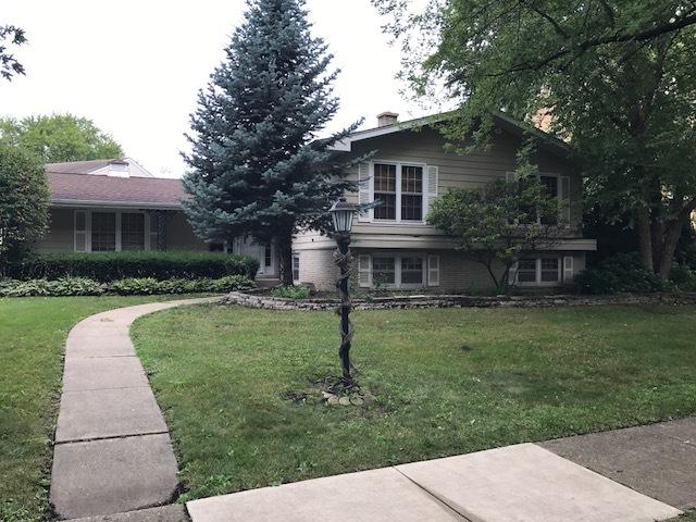 1005 Royal Saint George Dr., Naperville, IL 60563