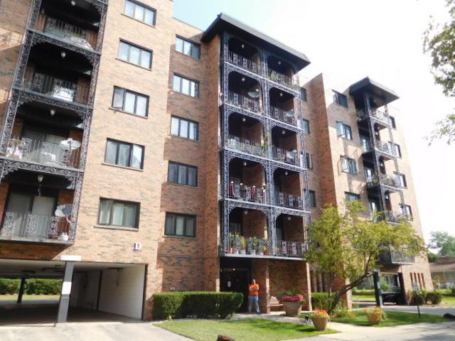 9332 Landings Ln. #502D, Des Plaines, IL 60016