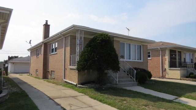 610 Hoxie Ave., Calumet City, IL 60409