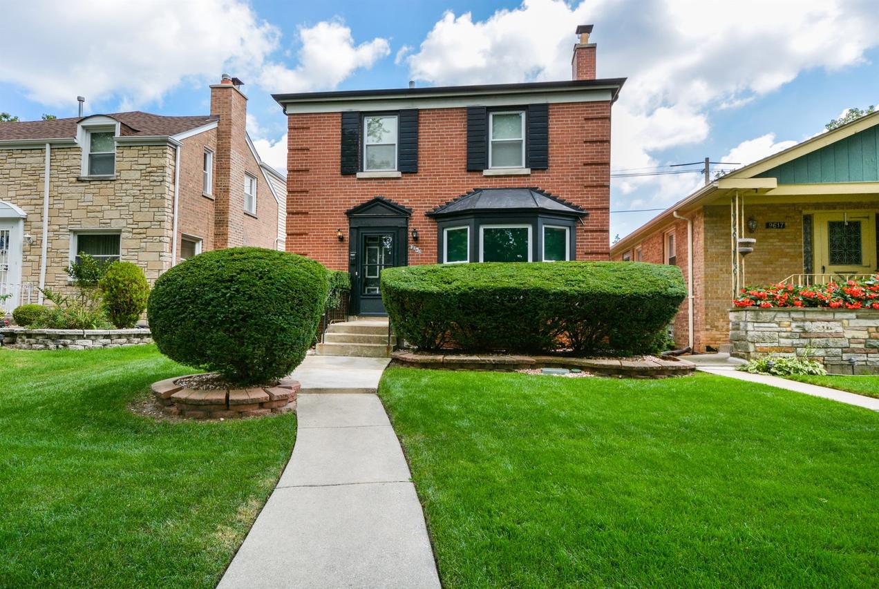 9615 S Claremont Ave., Chicago, IL 60643