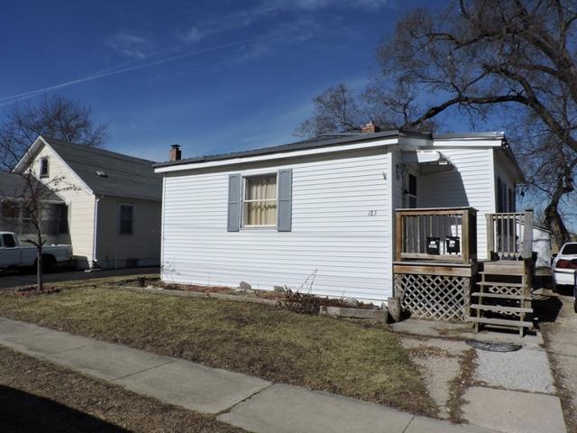 183 Dodge Ave., Dekalb, IL 60115