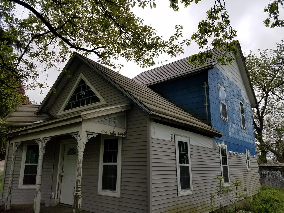 219 N Main St., Roberts, IL 60962