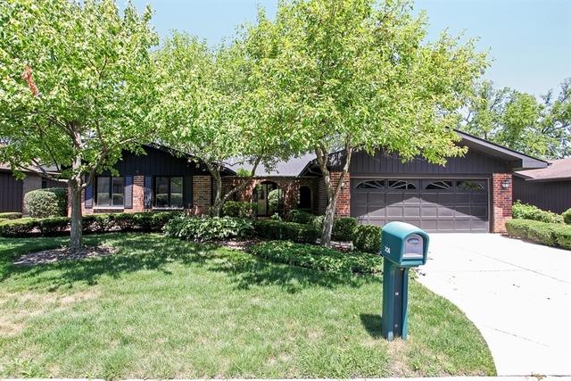 3136 River Falls Dr., Northbrook, IL 60062