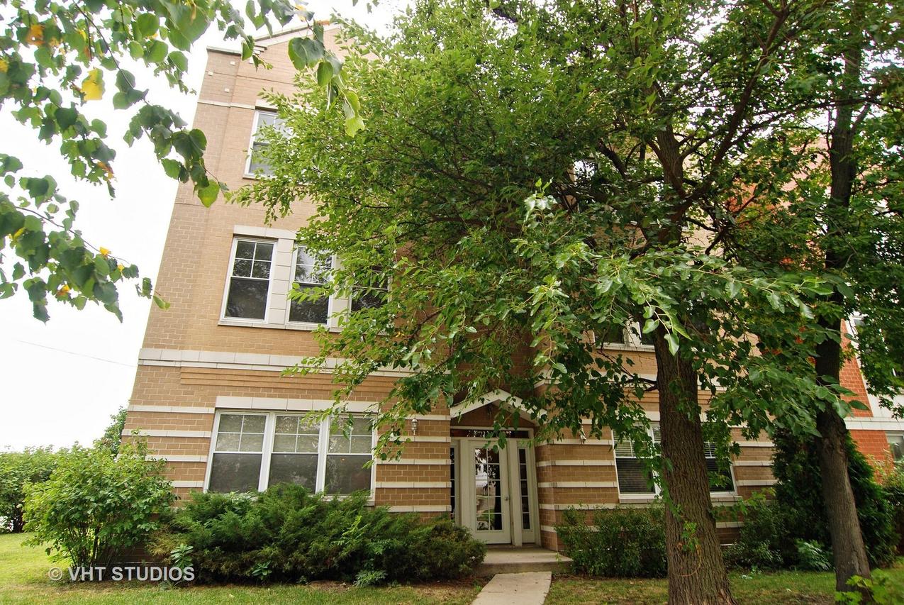 2134 N Natchez Ave. #3S, Chicago, IL 60707